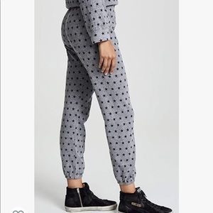 Monrow Women's Dark Heather Star Sweats